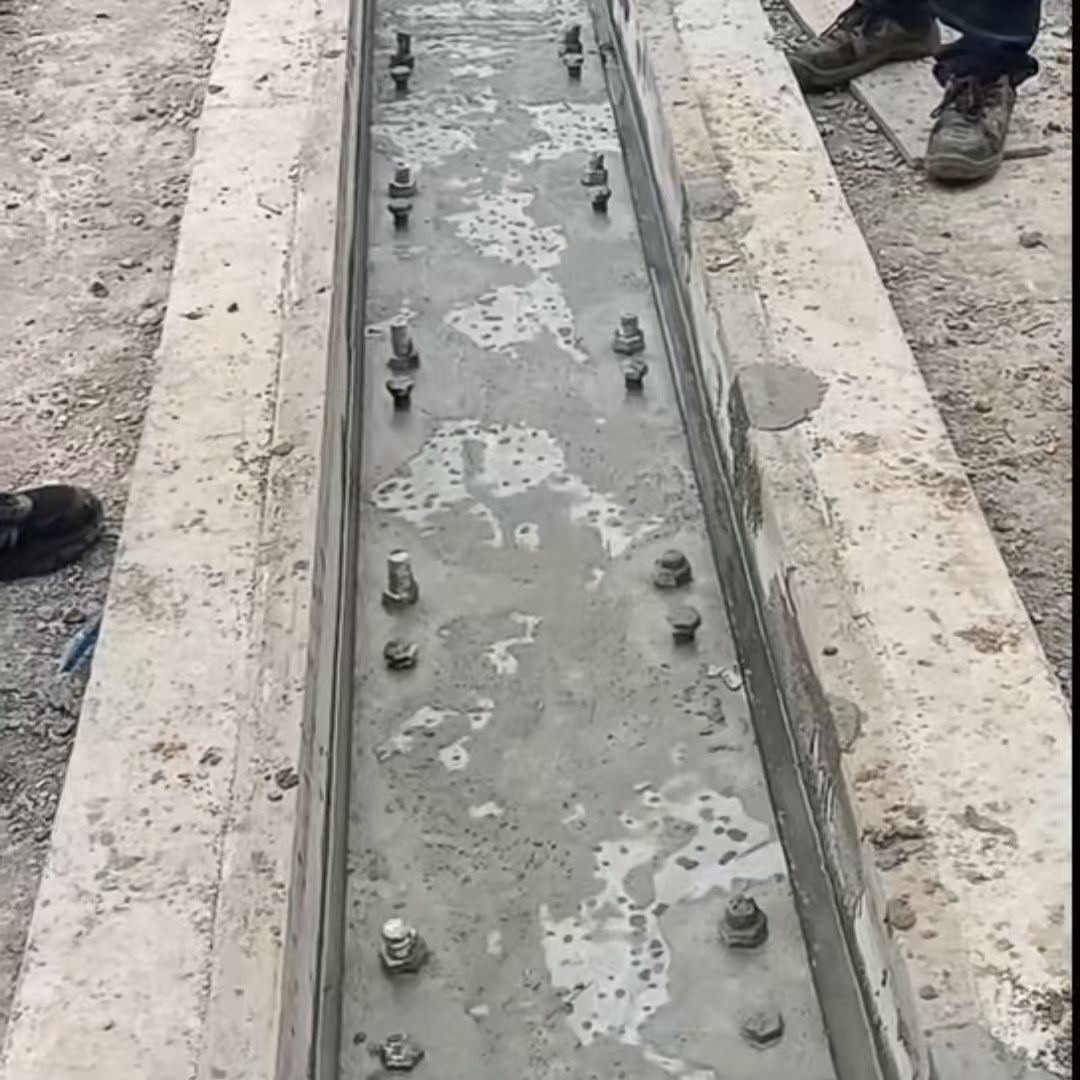 临桂环氧树脂轨道胶泥是什么？用在哪里？